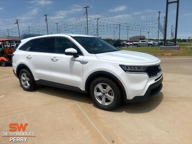 2021 Kia Sorento LX