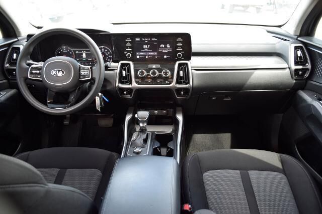 2021 Kia Sorento LX