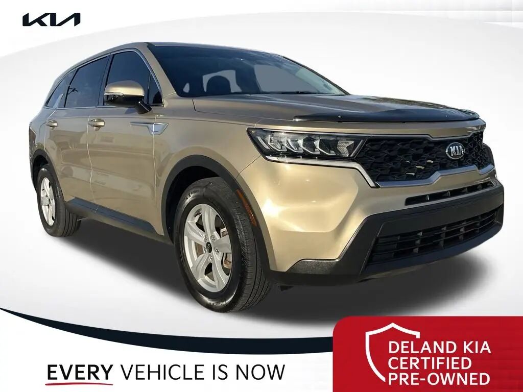 2021 Kia Sorento LX — photo 1 of 1