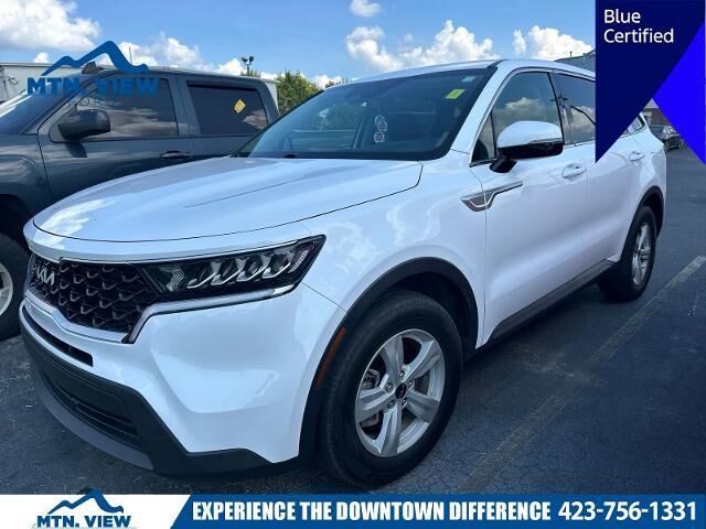 2023 Kia Sorento LX