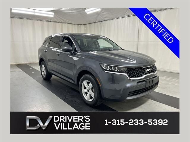 2023 Kia Sorento LX