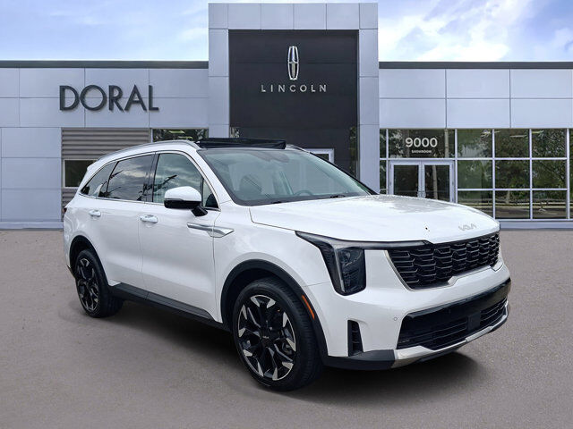 2025 Kia Sorento EX — photo 1 of 2