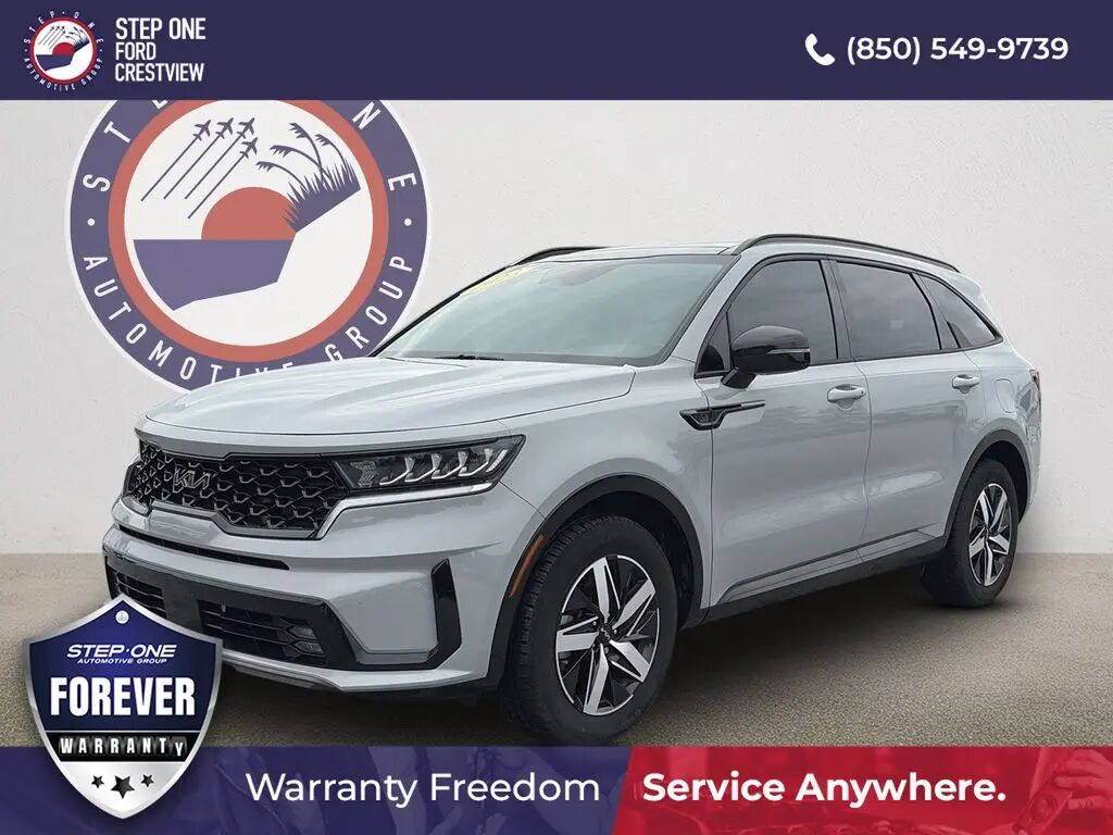 2023 Kia Sorento EX — photo 1 of 12