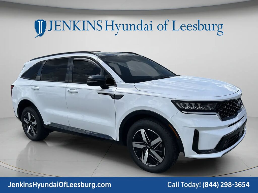 2023 Kia Sorento EX — photo 1 of 13