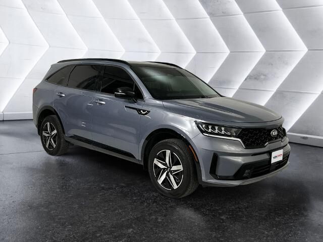 2021 Kia Sorento EX — photo 1 of 6
