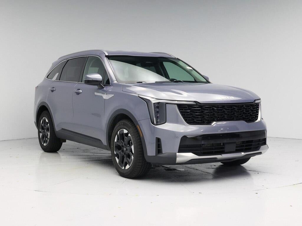 2024 Kia Sorento S — photo 1 of 2