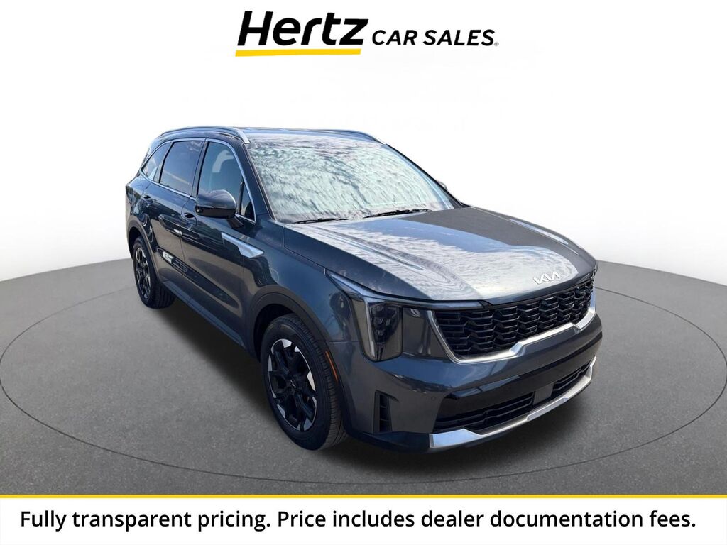 2024 Kia Sorento S — photo 1 of 11