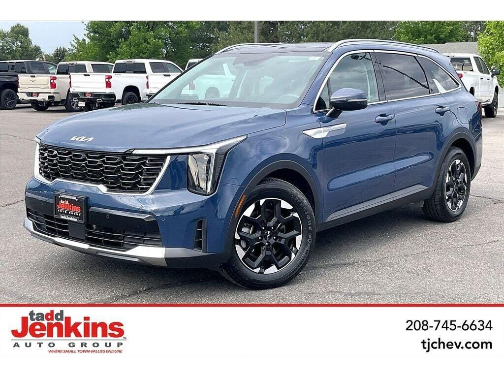 2024 Kia Sorento S — photo 1 of 1