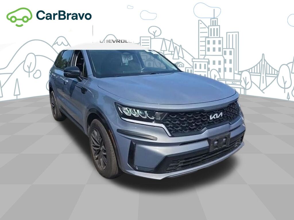 2023 Kia Sorento S — photo 1 of 7