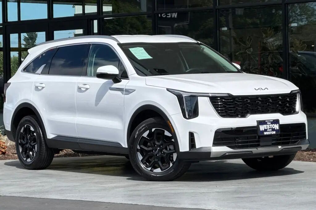 2026 Kia Sorento S — photo 1 of 13