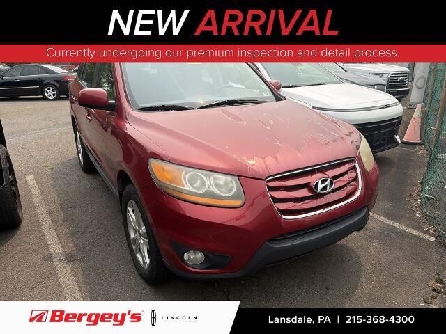 2011 Hyundai SANTA FE SE
