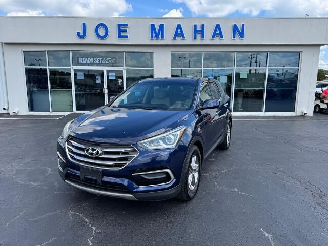 2017 Hyundai SANTA FE Sport 2.4L — photo 1 of 13