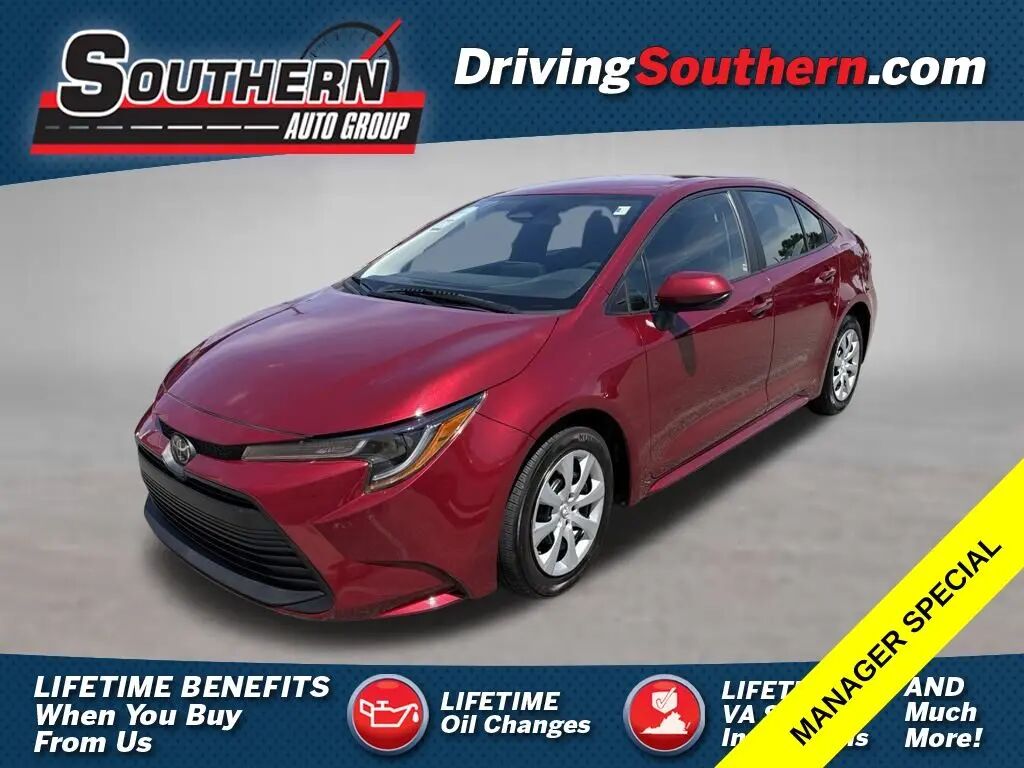 2024 Toyota Corolla LE — photo 1 of 13