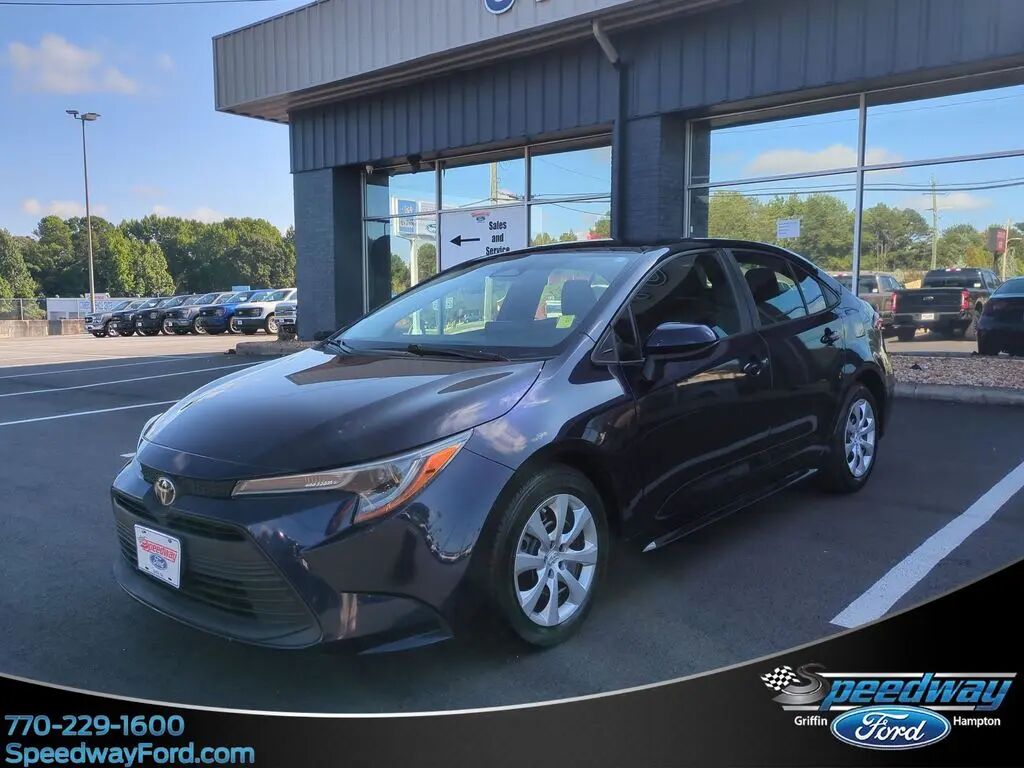 2024 Toyota Corolla LE — photo 1 of 13
