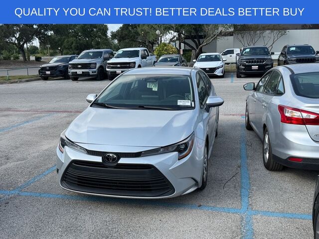 2025 Toyota Corolla LE