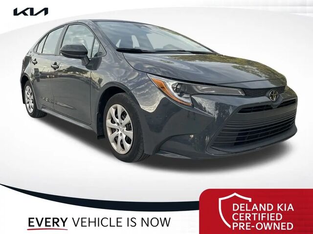 2025 Toyota Corolla LE