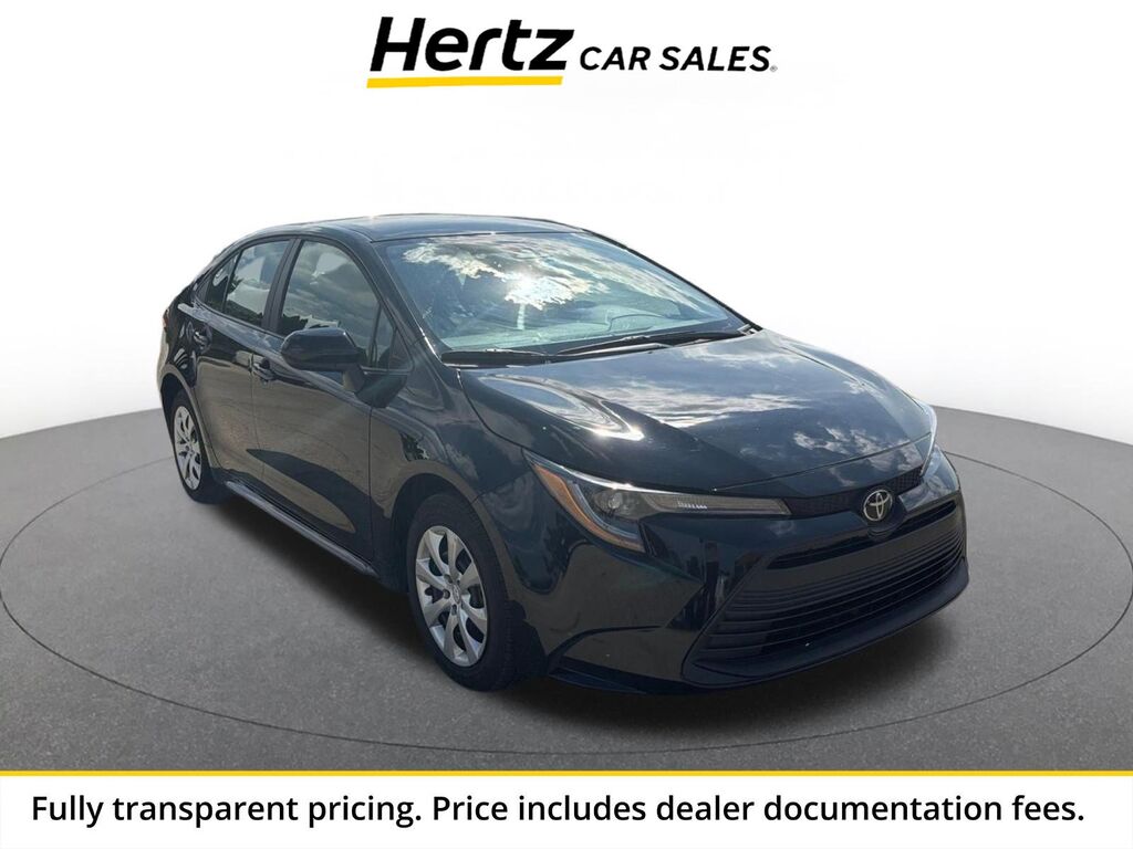 2025 Toyota Corolla LE — photo 1 of 4