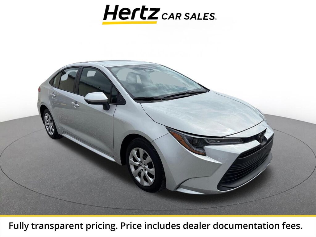 2025 Toyota Corolla LE — photo 1 of 13