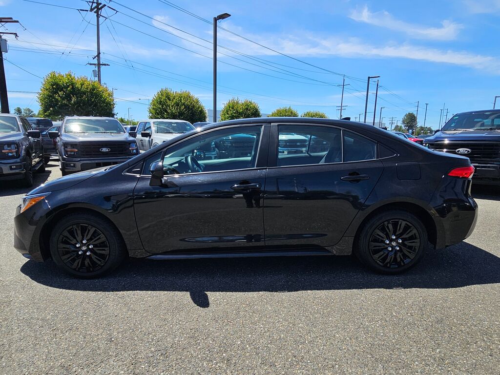 2023 Toyota Corolla LE — photo 1 of 13