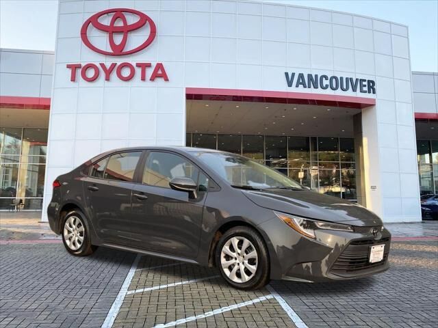 2023 Toyota Corolla LE — photo 1 of 1