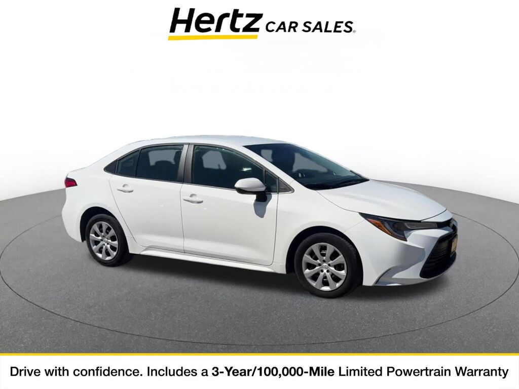 2025 Toyota Corolla LE — photo 1 of 11