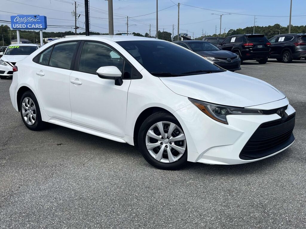 2023 Toyota Corolla LE — photo 1 of 26