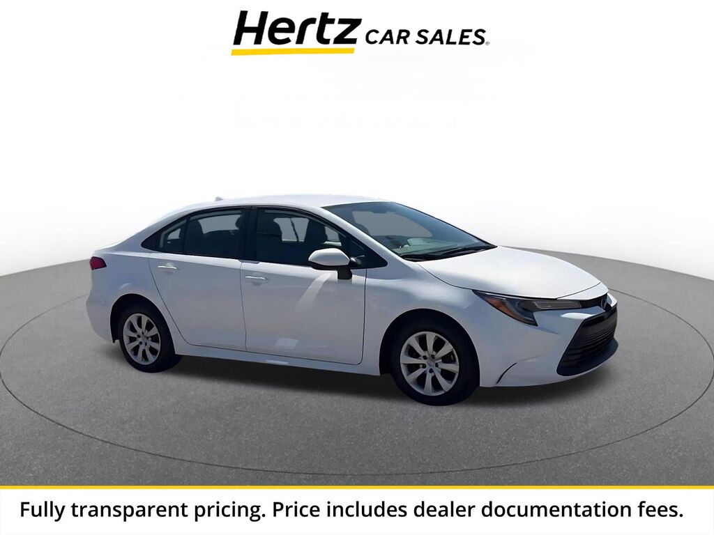 2025 Toyota Corolla LE — photo 1 of 1