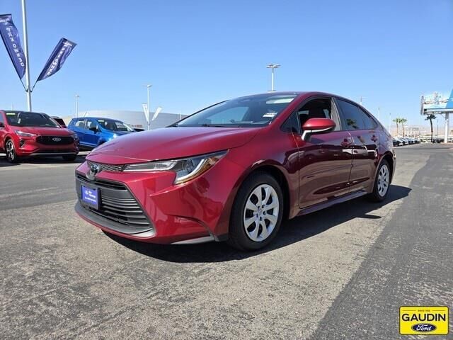 2026 Toyota Corolla LE — photo 1 of 11
