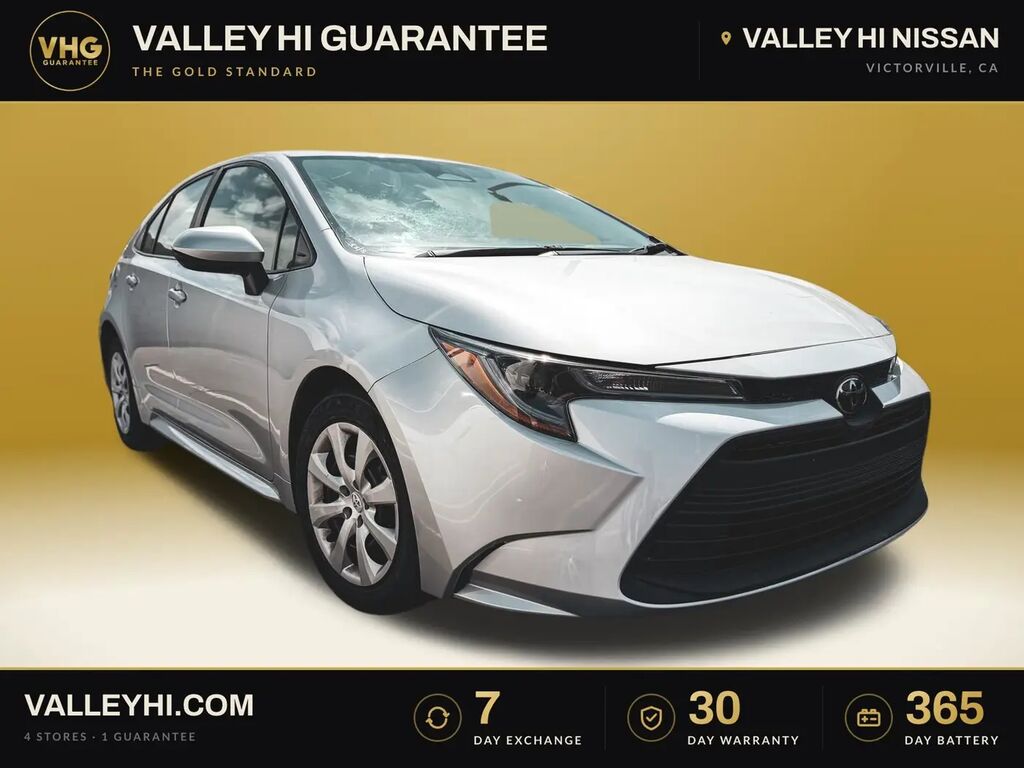 2025 Toyota Corolla LE — photo 1 of 2