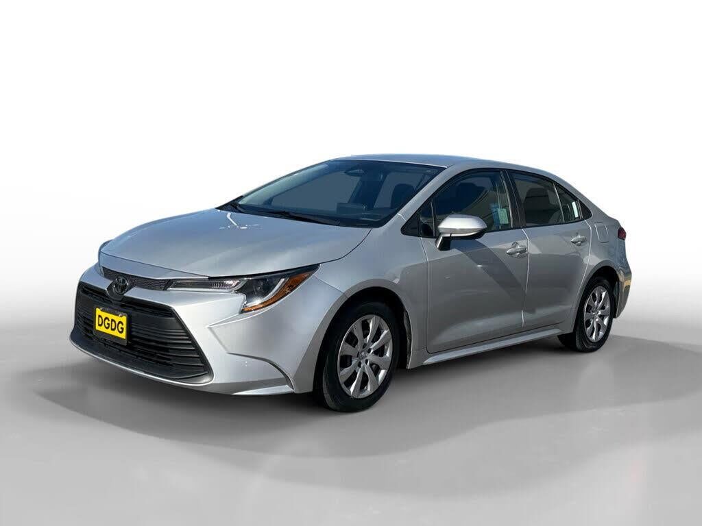 2024 Toyota Corolla LE — photo 1 of 1