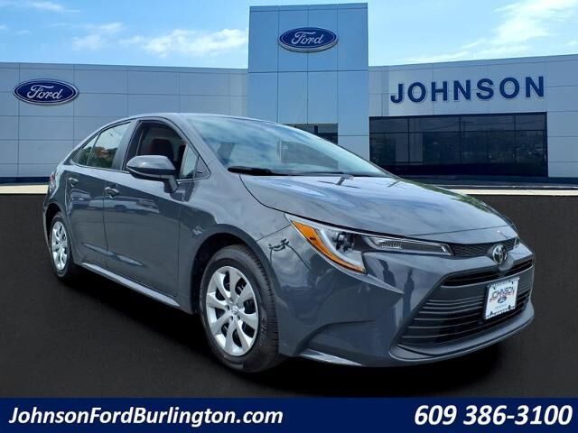 2026 Toyota Corolla LE — photo 1 of 2