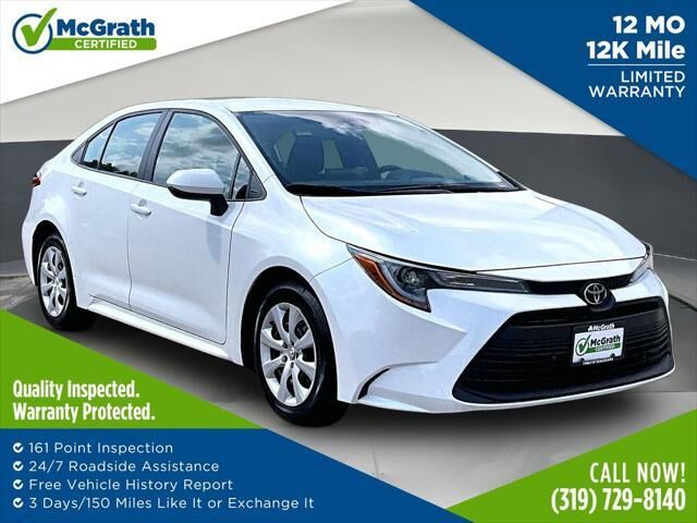 2025 Toyota Corolla LE — photo 1 of 13