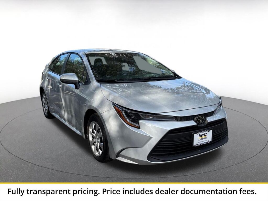 2025 Toyota Corolla LE — photo 1 of 1