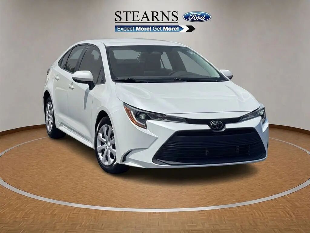 2023 Toyota Corolla LE — photo 1 of 13
