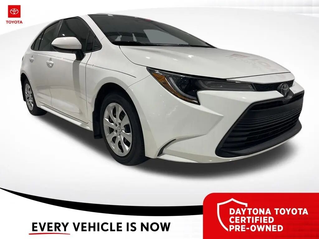 2025 Toyota Corolla LE — photo 1 of 1