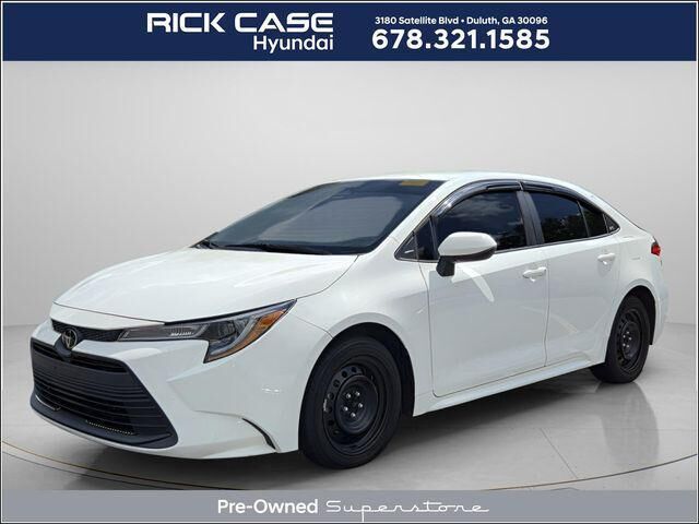 2023 Toyota Corolla LE — photo 1 of 13