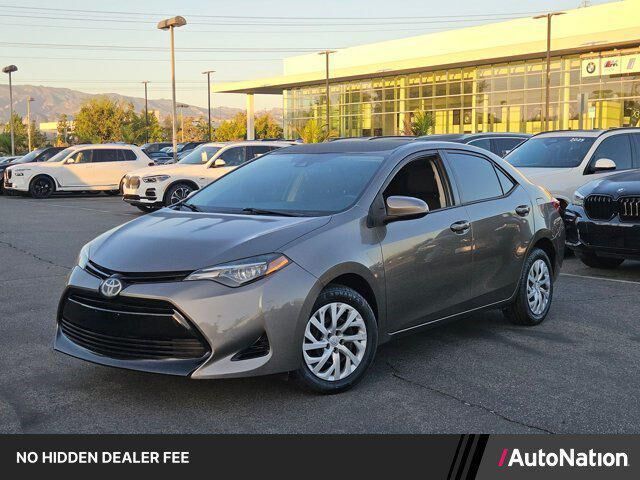 2018 Toyota Corolla LE — photo 1 of 13