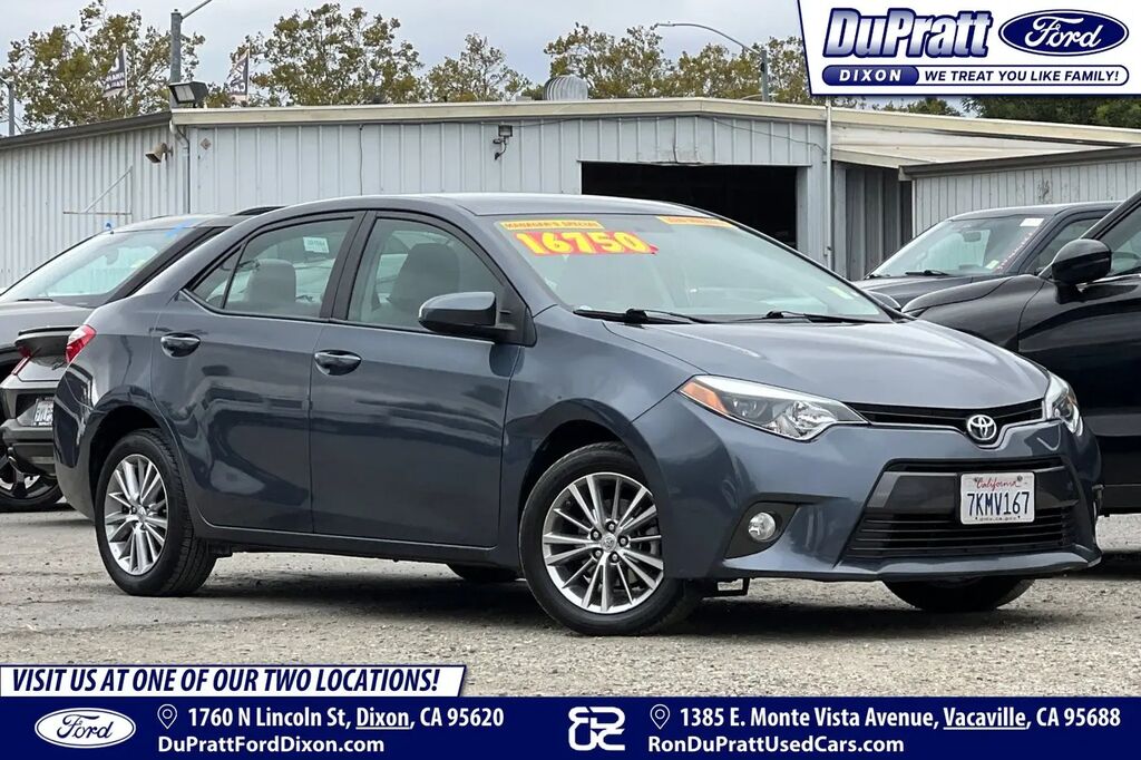 2015 Toyota Corolla S — photo 1 of 13