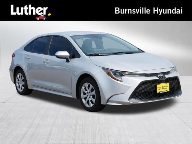 2022 Toyota Corolla LE — photo 1 of 13