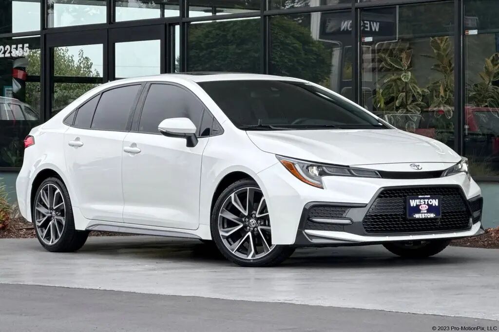 2020 Toyota Corolla SE — photo 1 of 1