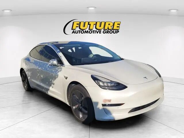 2020 Tesla Model 3 Standard Range