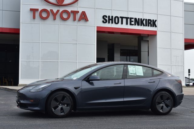 2023 Tesla Model 3 Base