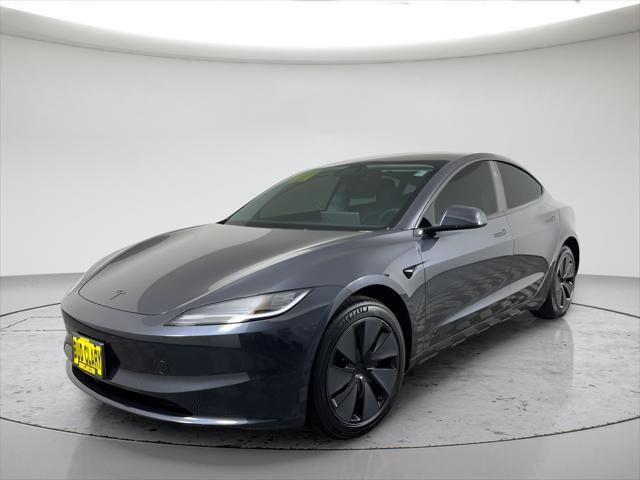 2026 Tesla Model 3 Standard — photo 1 of 13