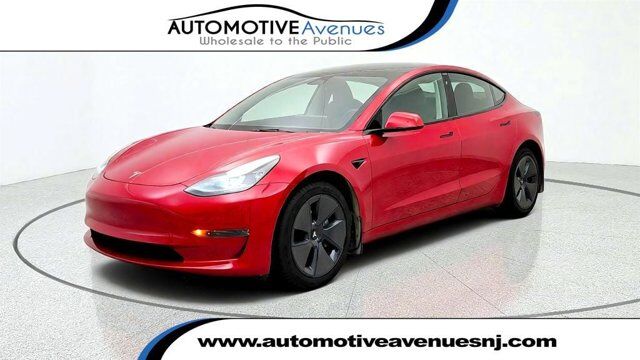 2023 Tesla Model 3 RWD — photo 1 of 13