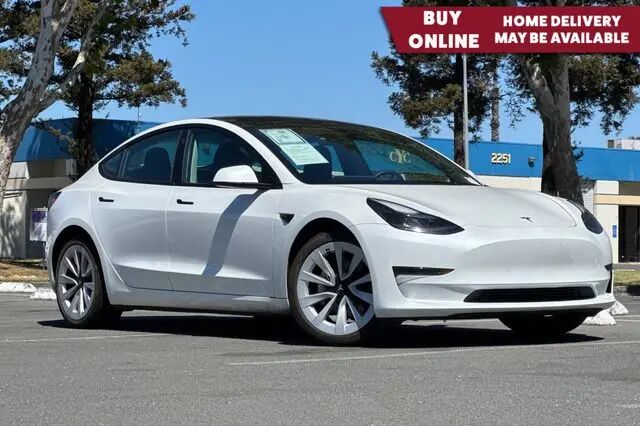 2023 Tesla Model 3 Base