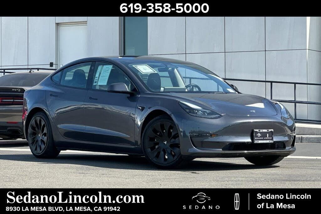2023 Tesla Model 3 Base — photo 1 of 1