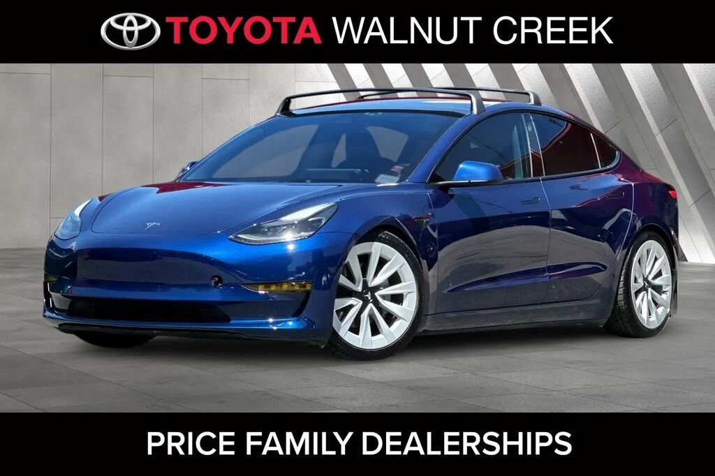 2023 Tesla Model 3 Base — photo 1 of 1