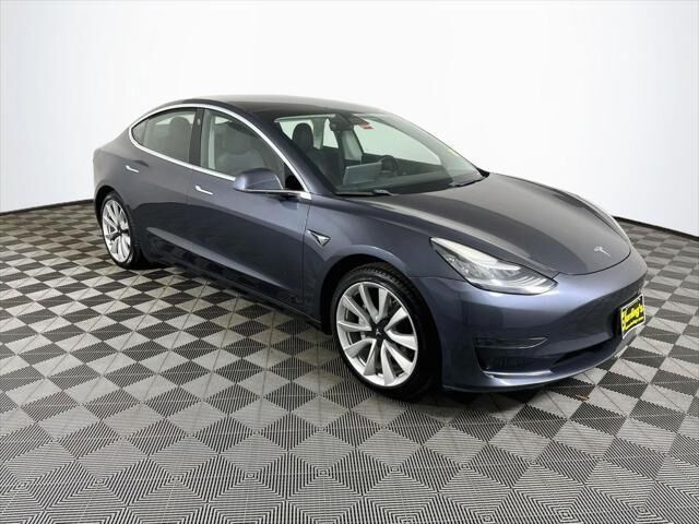 2020 Tesla Model 3 Standard Range