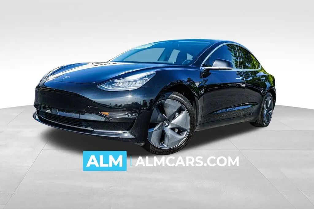 2020 Tesla Model 3 Standard Range Plus — photo 1 of 1