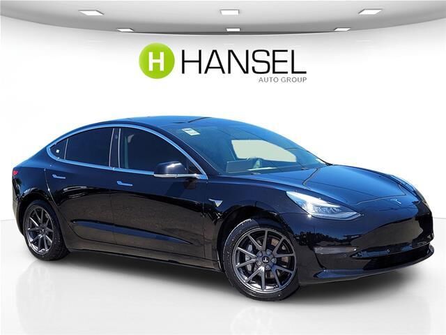 2019 Tesla Model 3 Standard Range Plus — photo 1 of 12
